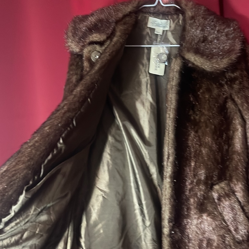 Faux fur Jacket New - Picture 4 of 5